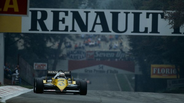 Renault Sport - Formula One on the race track