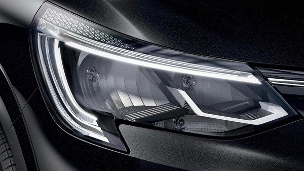 Renault Taliant - C-shaped LED headlamps